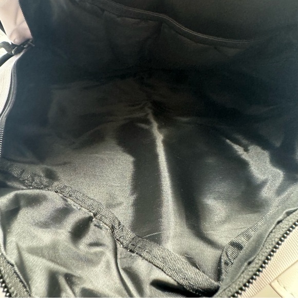 NWT. Disney The Nightmare Before Christmas Zero Figural Fuzzy Backpack - Picture 10 of 10